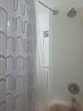 Snapshot of LuckiXCX chatting on December 14, 2025, 3:34 am LuckiXCX online show from December 14, 2025, 3:34 am