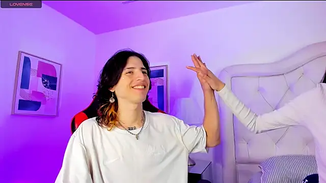 sett and gwen online show from December 15, 2024, 8:15 pm