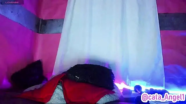 Cata-angel online show from March 6, 2025, 10:58 pm