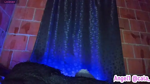 Cata-angel online show from April 16, 2026, 10:23 pm