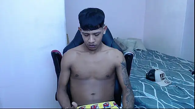 mr stiven  online show from January 28, 2025, 6:16 am