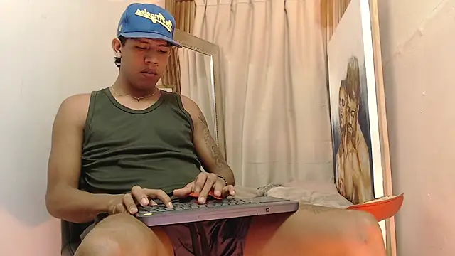 mr stiven  online show from October 16, 2025, 3:18 am