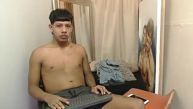 mr stiven  online show from November 15, 2025, 3:15 am