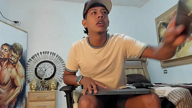 mr stiven  online show from March 26, 2026, 6:52 am