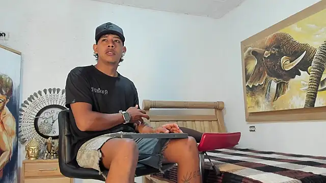 mr stiven  online show from April 9, 2026, 2:55 am