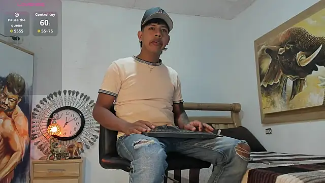 mr stiven  online show from April 23, 2026, 2:57 am