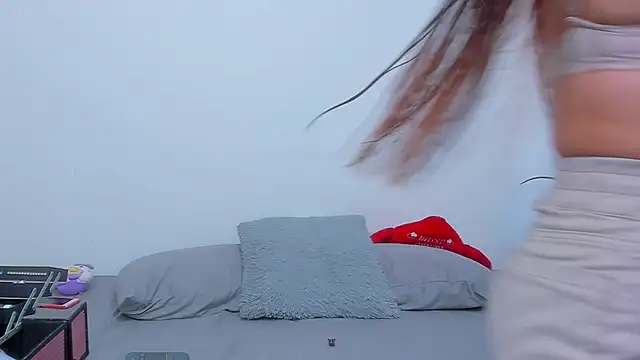 Snapshot of Liah_ferrer chatting on December 24, 2024, 9:33 pm Liah ferrer online show from December 24, 2024, 9:33 pm