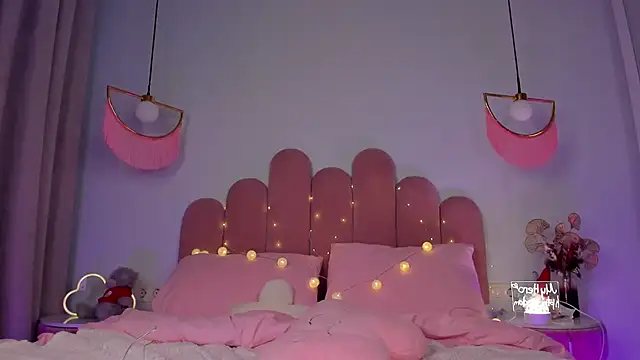 ElsaYoung online show from January 16, 2025, 3:23 am