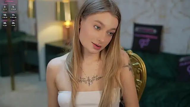 Ewa Pearl online show from October 29, 2025, 7:37 pm