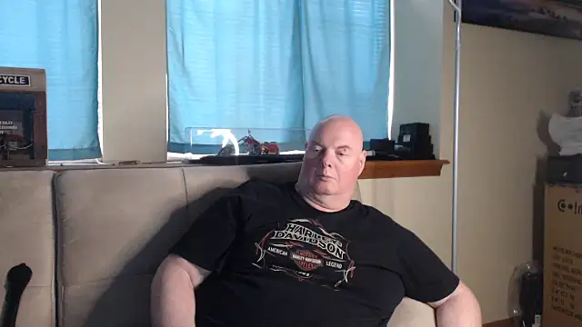 harley99574 online show from January 8, 2026, 7:27 pm