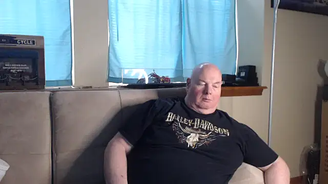 harley99574 online show from March 7, 2026, 4:04 pm