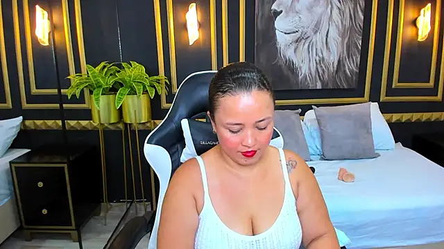 linda rios  online show from February 1, 2025, 5:58 pm