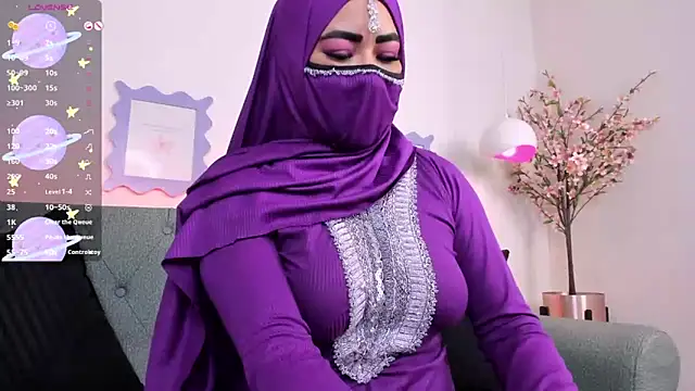 jazmin anbar online show from March 10, 2025, 5:07 pm