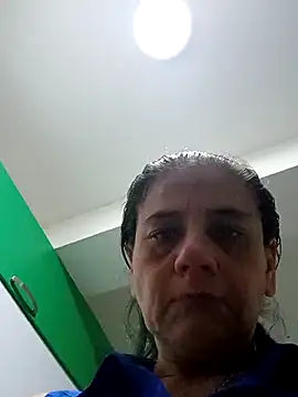 sasi luna online show from October 7, 2025, 1:52 pm