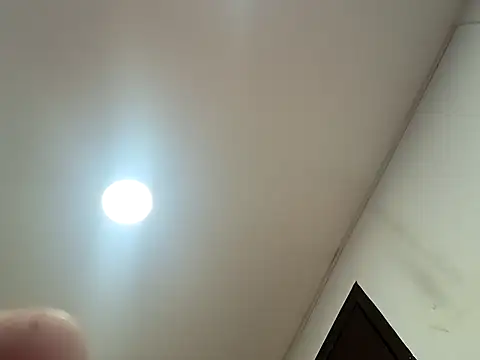 sasi luna online show from November 17, 2025, 3:29 pm