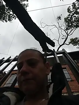 sasi luna online show from April 21, 2026, 12:55 pm