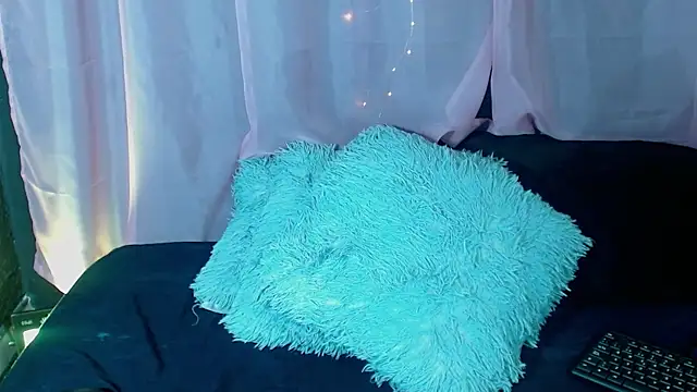 Snapshot of Nicole_Brown1126 chatting on January 24, 2025, 12:20 am Nicole Brown1126 online show from January 24, 2025, 12:20 am