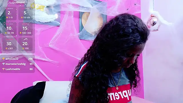 kinkyandsavage online show from October 10, 2025, 7:24 pm