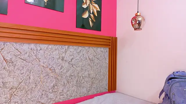 kinkyandsavage online show from December 15, 2025, 8:02 pm