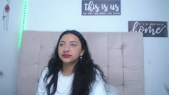 Snapshot of mariilulp303av chatting on January 28, 2025, 7:00 pm mariilulp303av online show from January 28, 2025, 7:00 pm