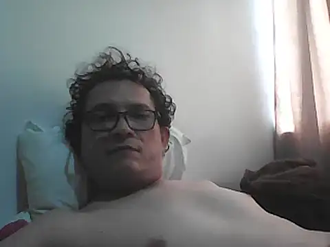 Bombi22 online show from November 24, 2025, 5:23 pm