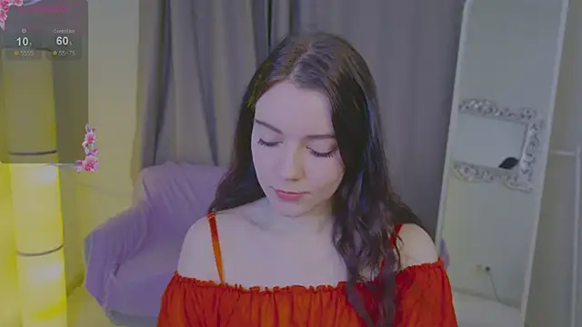 Lana  Cute  online show from March 22, 2025, 12:35 pm