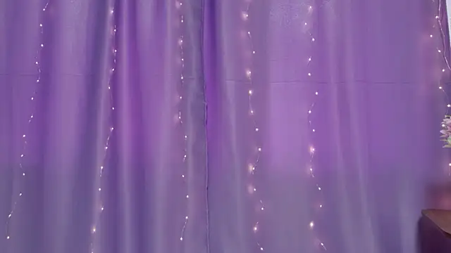 Snapshot of Lana__Cute_ chatting on May 20, 2026, 2:23 pm Lana Cute online show from May 20, 2026, 2:23 pm
