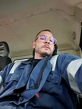 jourdinio13 online show from January 23, 2025, 9:18 am