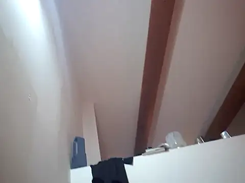 jourdinio13 online show from October 9, 2025, 8:07 pm