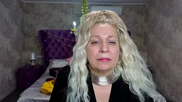 Penelope Pinky online show from January 19, 2025, 7:47 pm