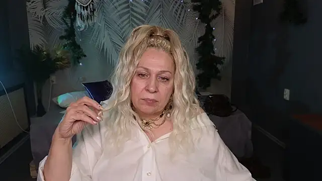 Penelope Pinky online show from January 20, 2025, 5:27 pm