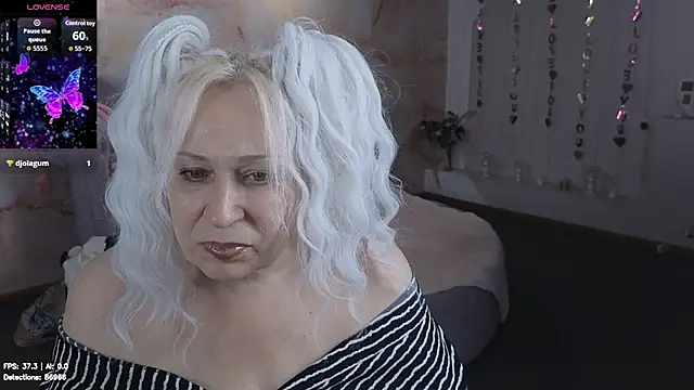 Penelope Pinky online show from July 9, 2026, 1:04 pm
