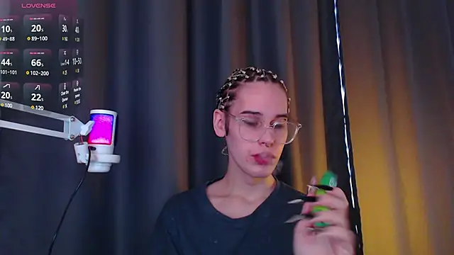 Cassie Bae online show from March 22, 2025, 9:24 am