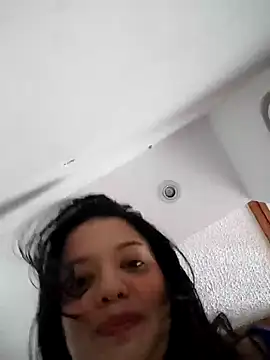 milufontier online show from January 14, 2025, 7:32 pm