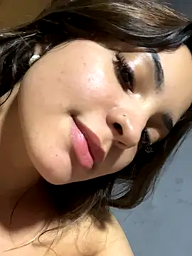 Nicollygriu online show from October 16, 2025, 3:07 am