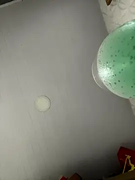 Nicollygriu online show from November 23, 2025, 11:48 pm