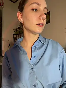 mi michelle online show from March 11, 2025, 5:46 pm