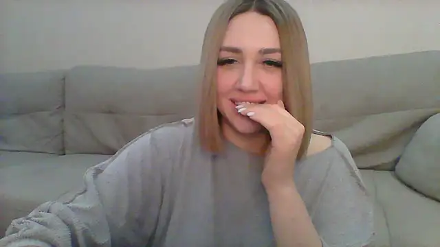 VickyLove047 online show from January 8, 2025, 8:38 am