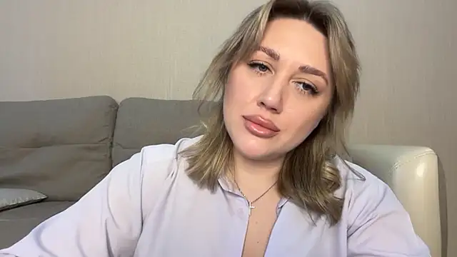 VickyLove047 online show from May 2, 2026, 8:19 am