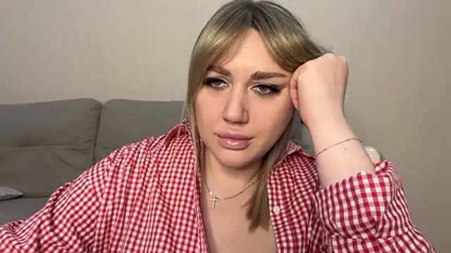 VickyLove047 online show from May 16, 2026, 10:36 am