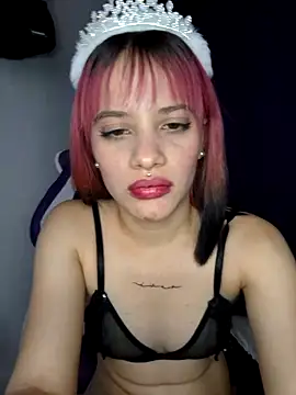 franchezkavegaaa online show from February 13, 2025, 6:16 pm