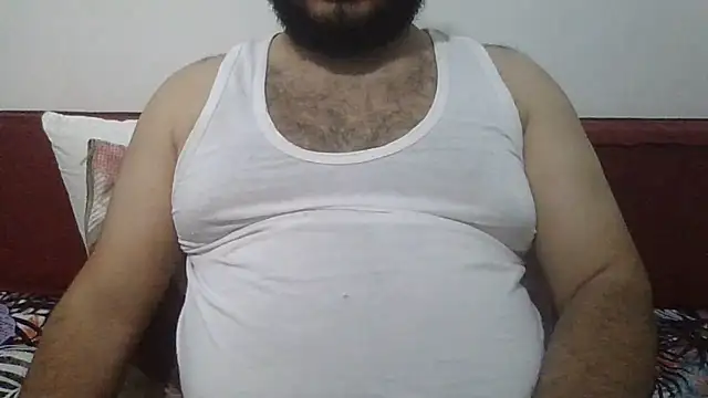 Snapshot of UrfavSlaveBitch chatting on June 2, 2026, 5:15 pm UrfavSlaveBitch online show from June 2, 2026, 5:15 pm