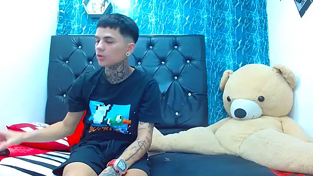 exotic hot couple online show from January 17, 2025, 12:31 am