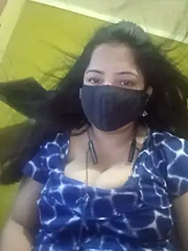 Snapshot of hornycoupleJandS chatting on June 30, 2026, 1:23 pm hornycoupleJandS online show from June 30, 2026, 1:23 pm