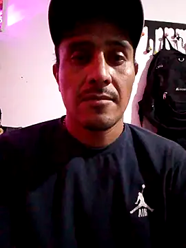 NewBe9D9 online show from March 4, 2025, 10:46 am