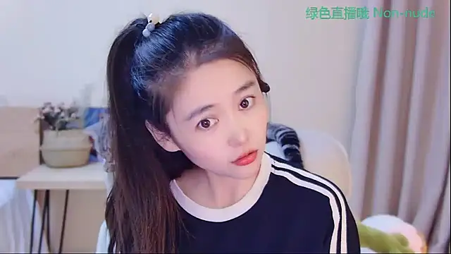 CN-Babycat online show from April 18, 2026, 4:27 am