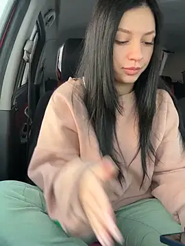 JulliaVegas online show from February 5, 2025, 2:19 am