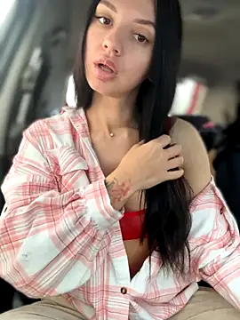 JulliaVegas online show from September 22, 2025, 1:40 am