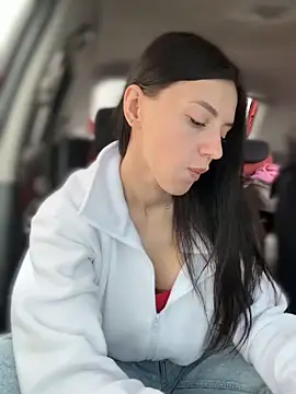 JulliaVegas online show from September 25, 2025, 1:42 am