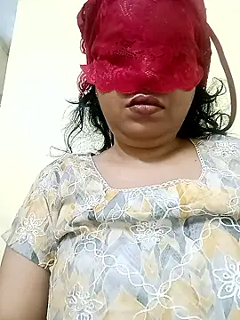 Snapshot of sunita-doll chatting on June 18, 2026, 8:03 am sunita-doll online show from June 18, 2026, 8:03 am